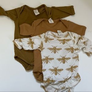 Kate Quinn onesies bundle neutral bees